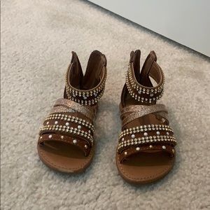 Toddler sandals size 5